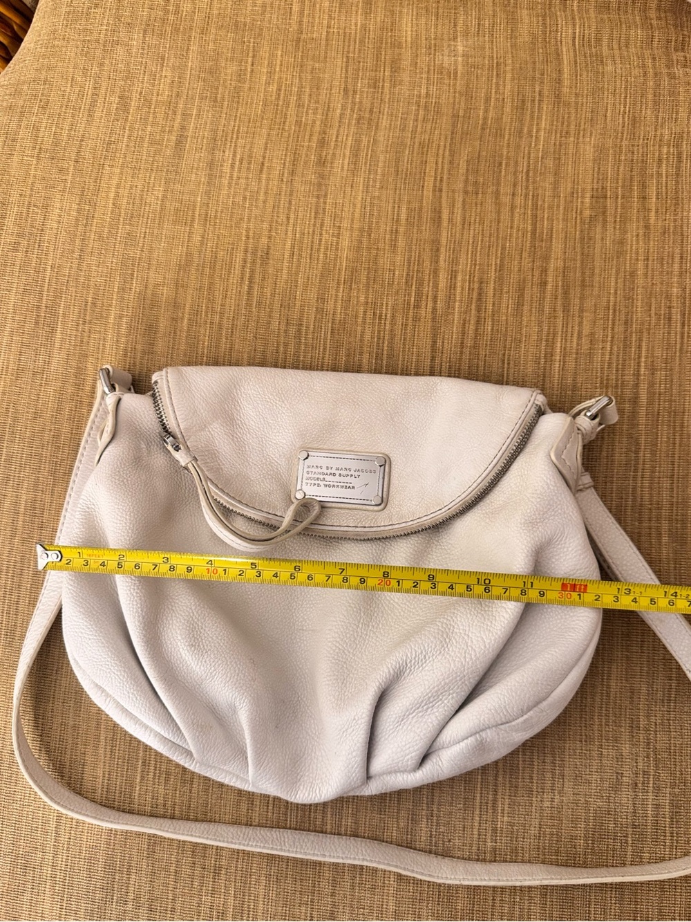 Marc by Marc Jacobs Classic Q Natasha Ivory Leather Crossbody Bag - Picture 9 of 12